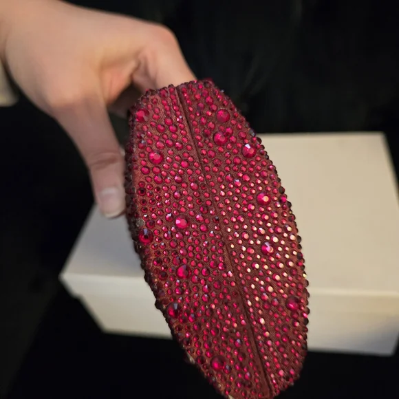 WHBM White House Black Market Elegant Red Crystal Clutch With Chain Strap NWT - Picture 6 of 16